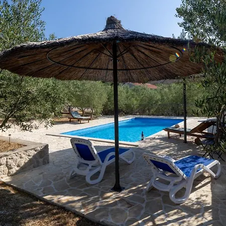 Villa Maslina By Guide Metković
